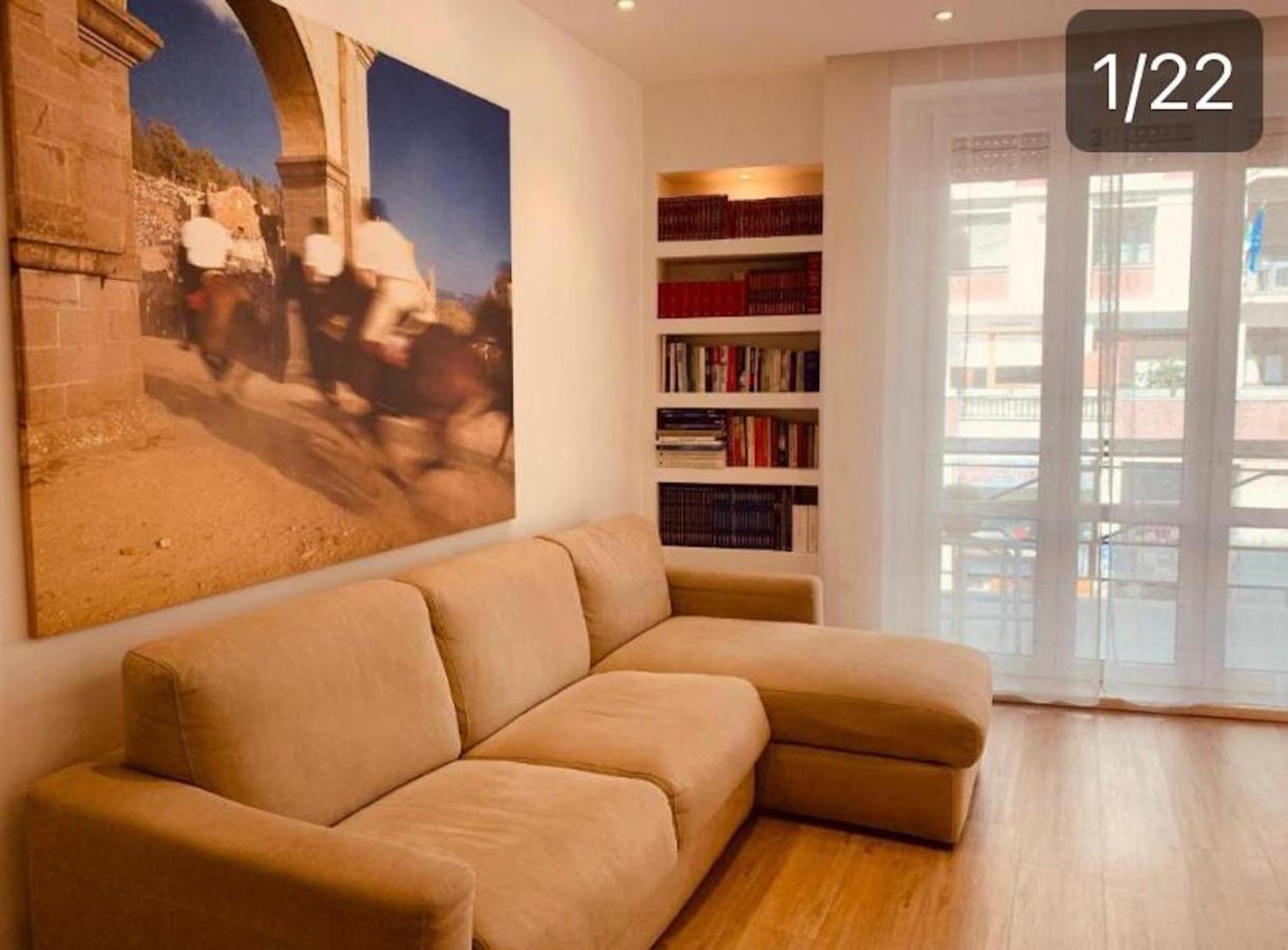 Spacious House In The Heart Of Cagliari With Terrace Villa Esterno foto